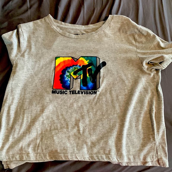 Gray M Tv crop top - Picture 1 of 1